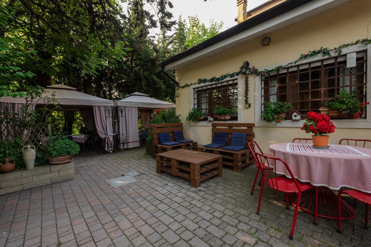 Ai Due Pini B&B Pescantina Eksteriør billede